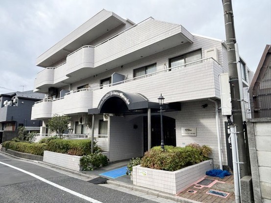 apartment 東京都渋谷区神宮前４丁目11-6　表参道千代田ビル7F