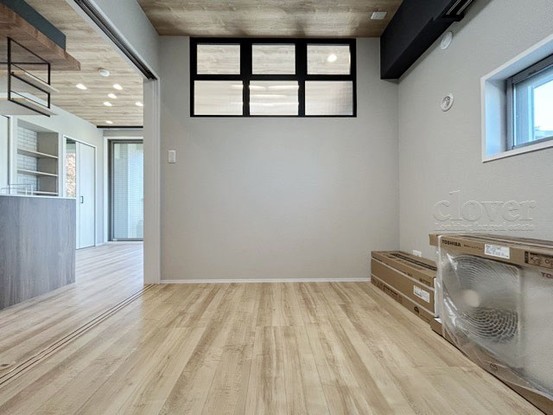 apartment 東京都渋谷区神宮前４丁目11-6　表参道千代田ビル7F