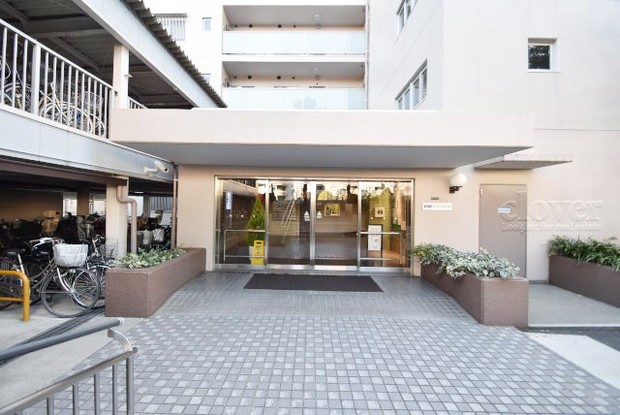 apartment 東京都渋谷区神宮前４丁目11-6　表参道千代田ビル7F