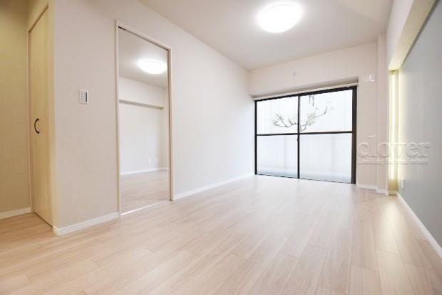 apartment 東京都渋谷区神宮前４丁目11-6　表参道千代田ビル7F