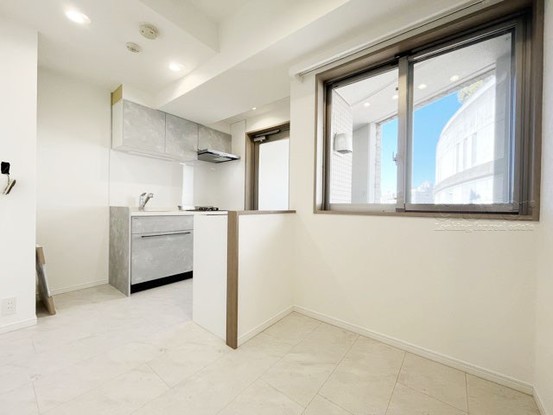 apartment 東京都渋谷区神宮前４丁目11-6　プレファス表参道7F
