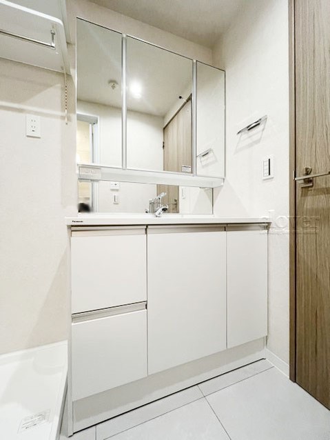 apartment 東京都渋谷区神宮前４丁目11-6　プレファス表参道7F