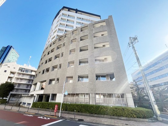 apartment 東京都渋谷区神宮前４丁目11-6　プレファス表参道7F