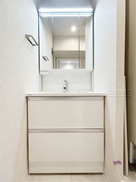 apartment 東京都渋谷区神宮前４丁目11-6　表参道千代田ビル7F