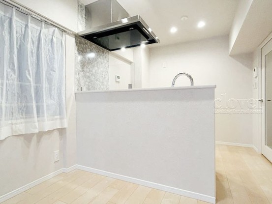 apartment 東京都渋谷区神宮前４丁目11-6　表参道千代田ビル7F