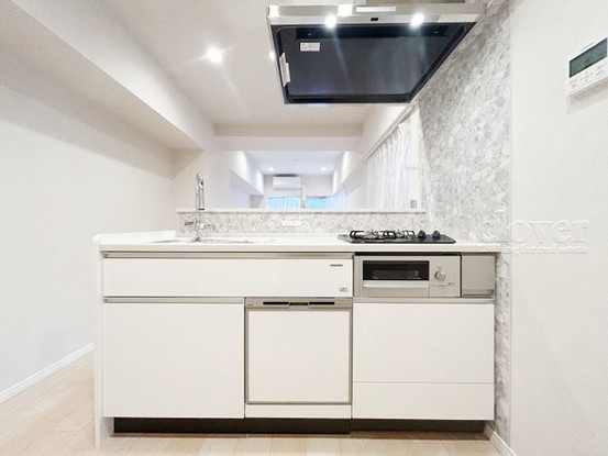 apartment 東京都渋谷区神宮前４丁目11-6　表参道千代田ビル7F