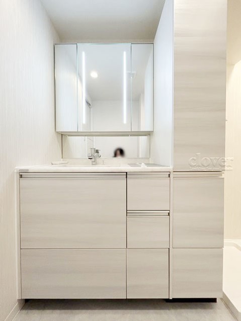 apartment 東京都渋谷区神宮前４丁目11-6　表参道千代田ビル7F