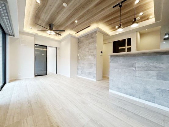 apartment 東京都渋谷区神宮前４丁目11-6　表参道千代田ビル7F