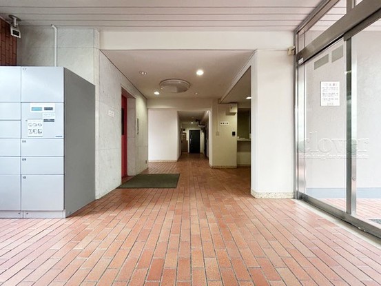 apartment 東京都渋谷区神宮前４丁目11-6　表参道千代田ビル7F