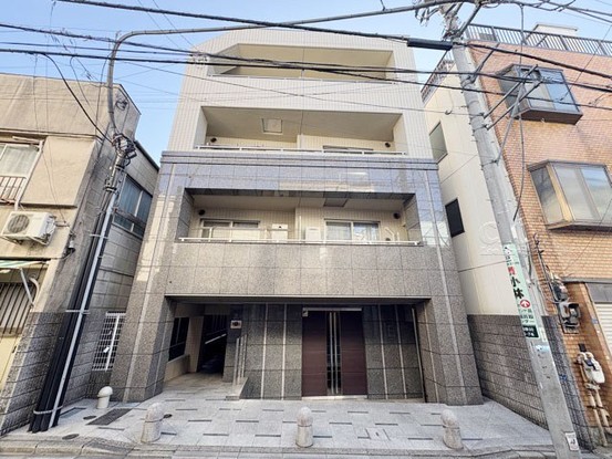 apartment 東京都渋谷区神宮前４丁目11-6　表参道千代田ビル7F