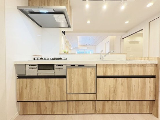 apartment 東京都渋谷区神宮前４丁目11-6　表参道千代田ビル7F