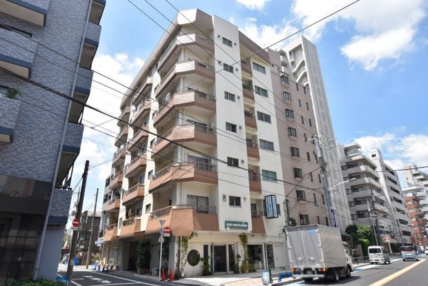 apartment 東京都渋谷区神宮前４丁目11-6　プレファス表参道7F