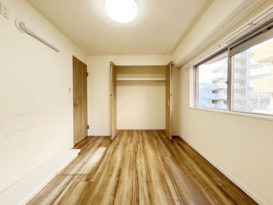 apartment 東京都渋谷区神宮前４丁目11-6　表参道千代田ビル7F