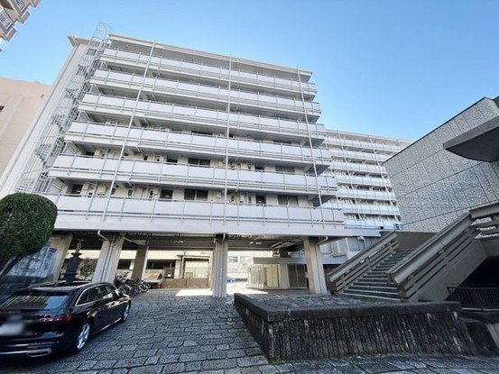 apartment 東京都渋谷区神宮前４丁目11-6　表参道千代田ビル7F