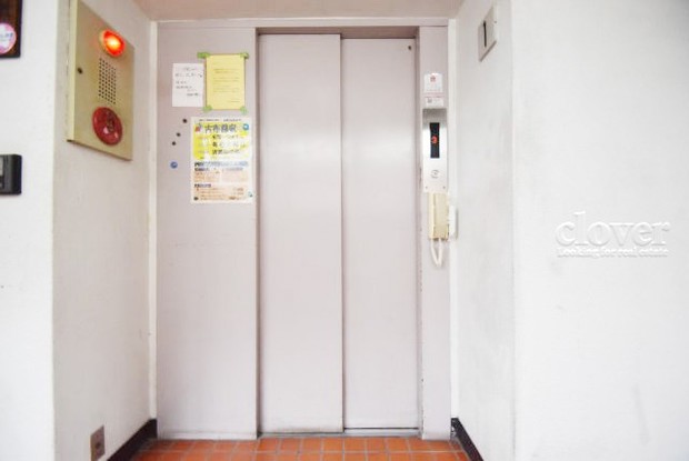 apartment 東京都渋谷区神宮前４丁目11-6　表参道千代田ビル7F