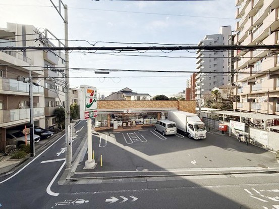 apartment 東京都渋谷区神宮前４丁目11-6　表参道千代田ビル7F