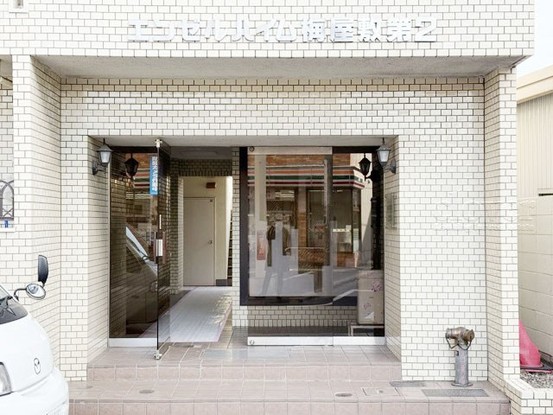 apartment 東京都渋谷区神宮前４丁目11-6　表参道千代田ビル7F