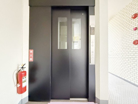 apartment 東京都渋谷区神宮前４丁目11-6　表参道千代田ビル7F