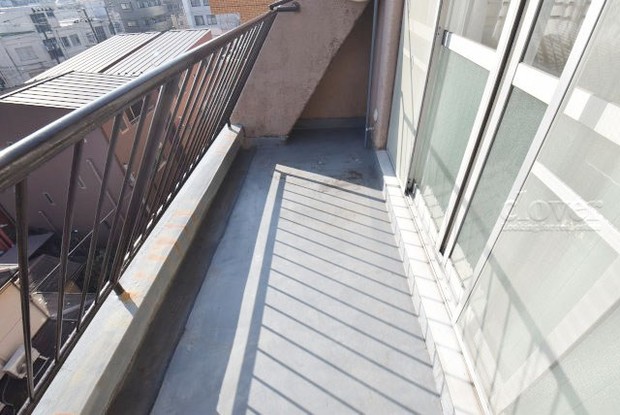 apartment 東京都渋谷区神宮前４丁目11-6　表参道千代田ビル7F