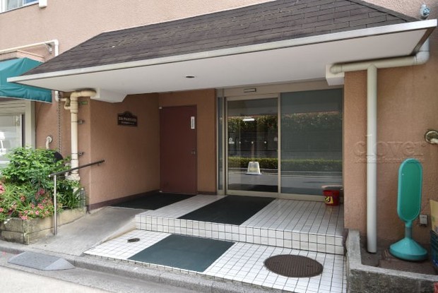 apartment 東京都渋谷区神宮前４丁目11-6　表参道千代田ビル7F