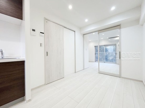 apartment 東京都渋谷区神宮前４丁目11-6　表参道千代田ビル7F