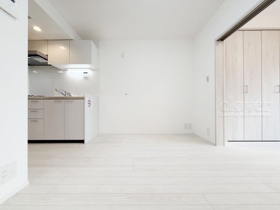 apartment 東京都渋谷区神宮前４丁目11-6　表参道千代田ビル7F