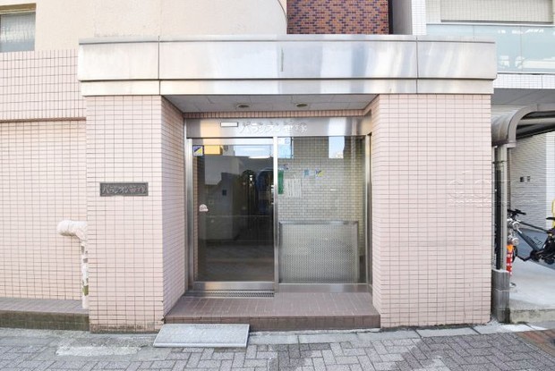 apartment 東京都渋谷区神宮前４丁目11-6　表参道千代田ビル7F