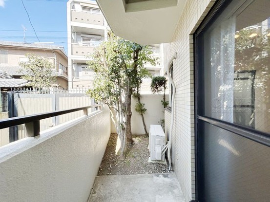 apartment 東京都渋谷区神宮前４丁目11-6　表参道千代田ビル7F