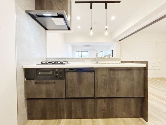 apartment 東京都渋谷区神宮前４丁目11-6　表参道千代田ビル7F