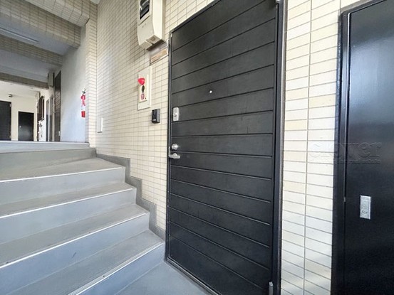 apartment 東京都渋谷区神宮前４丁目11-6　表参道千代田ビル7F