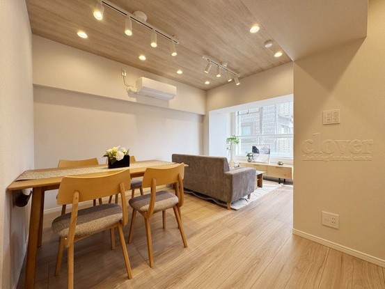 apartment 東京都渋谷区神宮前４丁目11-6　プレファス表参道7F