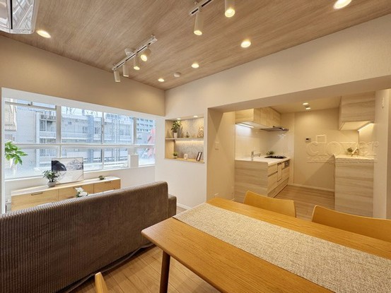 apartment 東京都渋谷区神宮前４丁目11-6　プレファス表参道7F