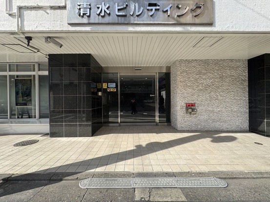 apartment 東京都渋谷区神宮前４丁目11-6　プレファス表参道7F