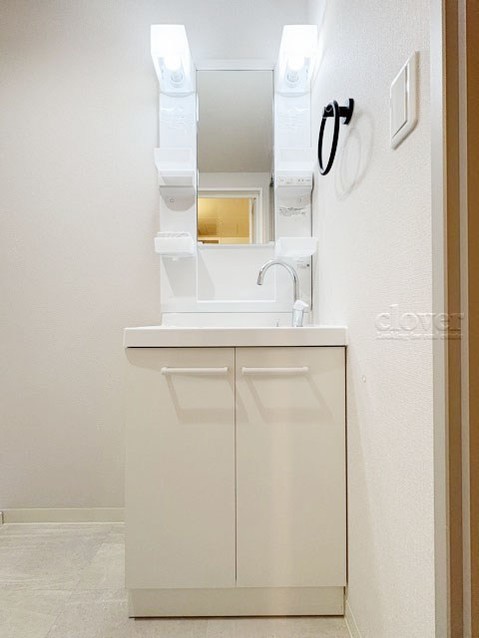 apartment 東京都渋谷区神宮前４丁目11-6　表参道千代田ビル7F