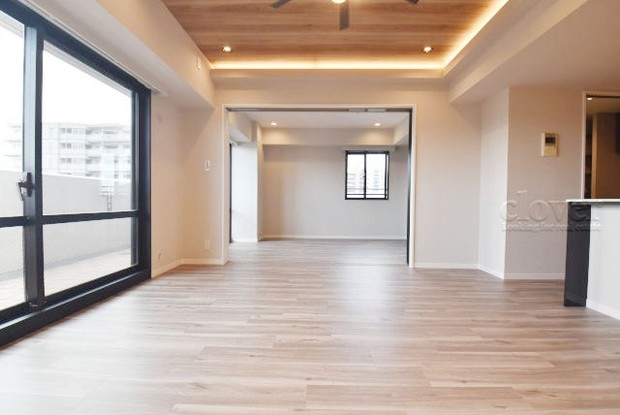 apartment 東京都渋谷区神宮前４丁目11-6　プレファス表参道7F