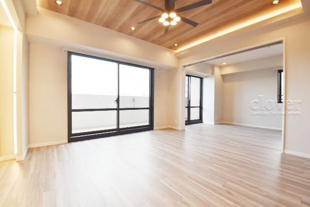 apartment 東京都渋谷区神宮前４丁目11-6　プレファス表参道7F