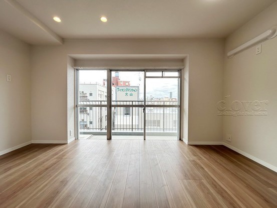 apartment 東京都渋谷区神宮前４丁目11-6　プレファス表参道7F