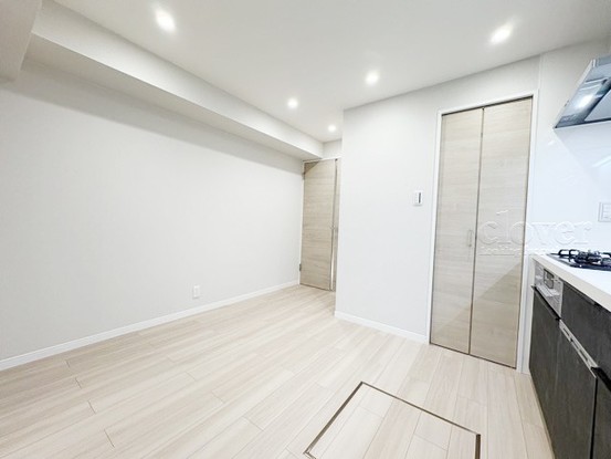 apartment 東京都渋谷区神宮前４丁目11-6　プレファス表参道7F
