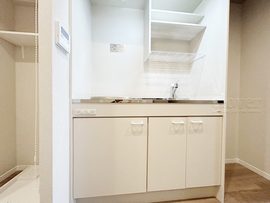 apartment 東京都渋谷区神宮前４丁目11-6　プレファス表参道7F
