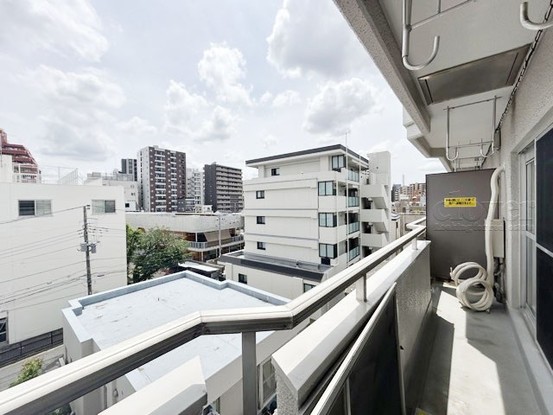 apartment 東京都渋谷区神宮前４丁目11-6　プレファス表参道7F
