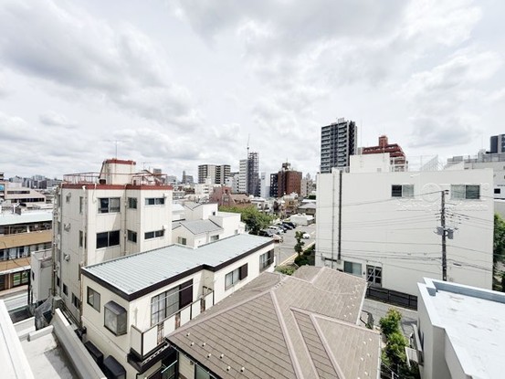 apartment 東京都渋谷区神宮前４丁目11-6　プレファス表参道7F