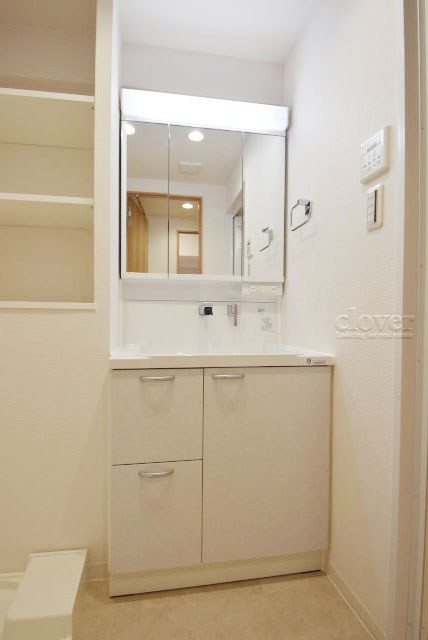apartment 東京都渋谷区神宮前４丁目11-6　プレファス表参道7F