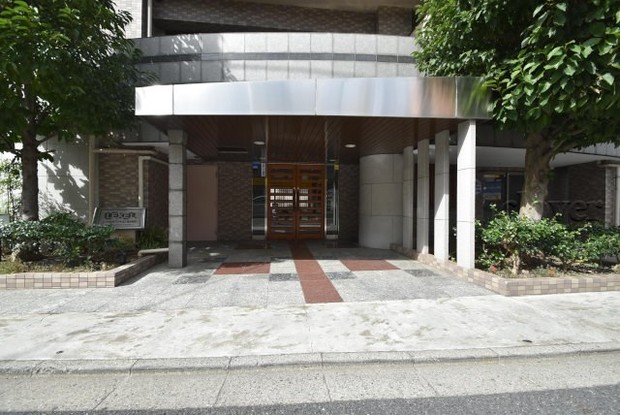 apartment 東京都渋谷区神宮前４丁目11-6　プレファス表参道7F