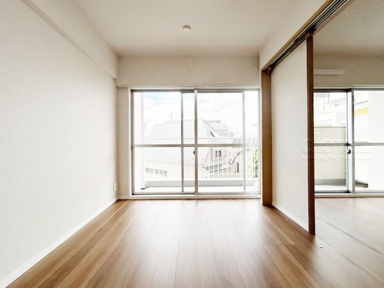 apartment 東京都渋谷区神宮前４丁目11-6　プレファス表参道7F