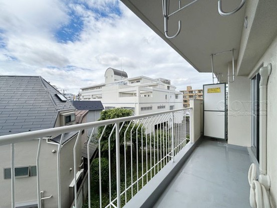 apartment 東京都渋谷区神宮前４丁目11-6　プレファス表参道7F
