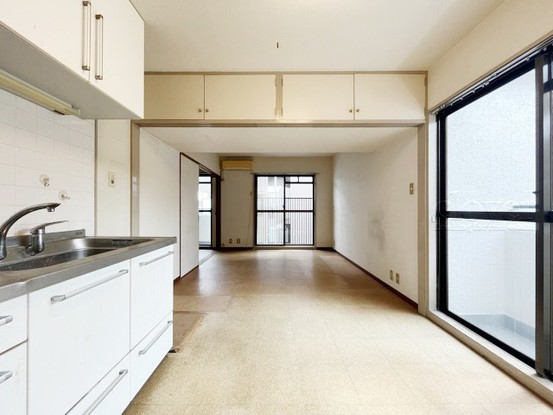 apartment 東京都渋谷区神宮前４丁目11-6　プレファス表参道7F