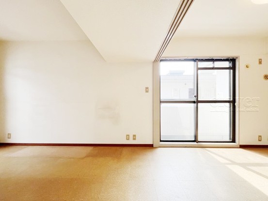 apartment 東京都渋谷区神宮前４丁目11-6　プレファス表参道7F