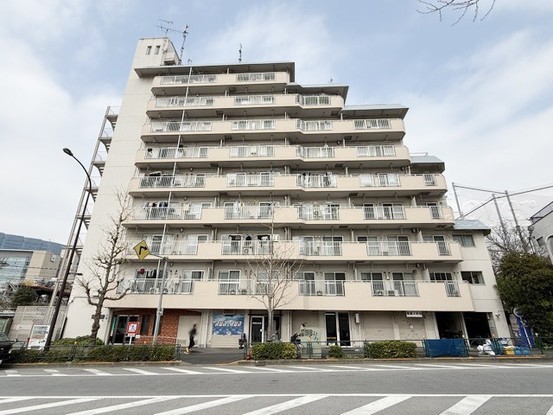 apartment 東京都渋谷区神宮前４丁目11-6　プレファス表参道7F