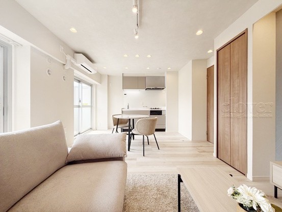 apartment 東京都渋谷区神宮前４丁目11-6　プレファス表参道7F