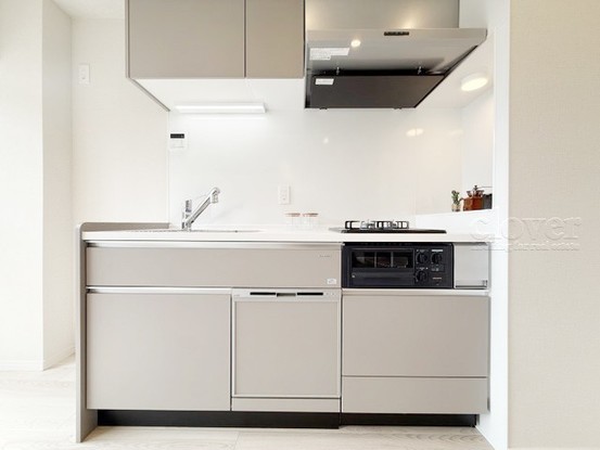 apartment 東京都渋谷区神宮前４丁目11-6　プレファス表参道7F